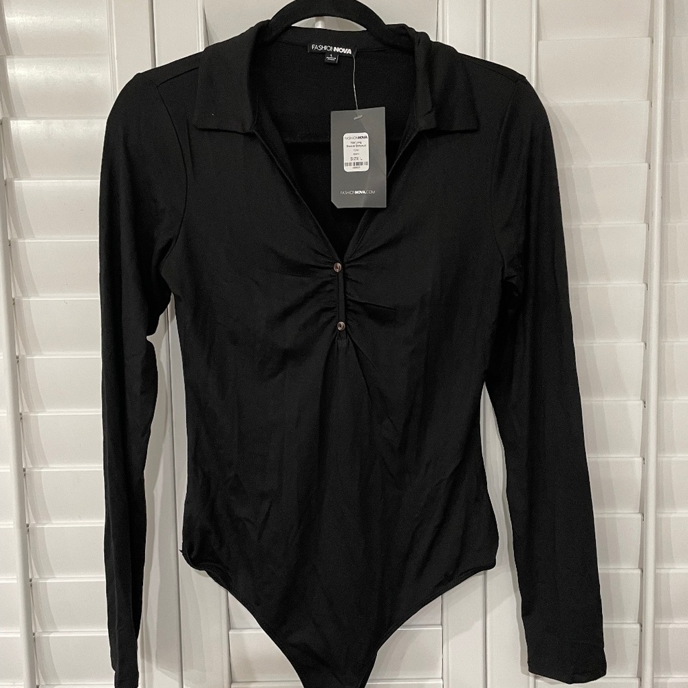 Black long sleeve, collared, stretch body suit - L - Fashion Nova